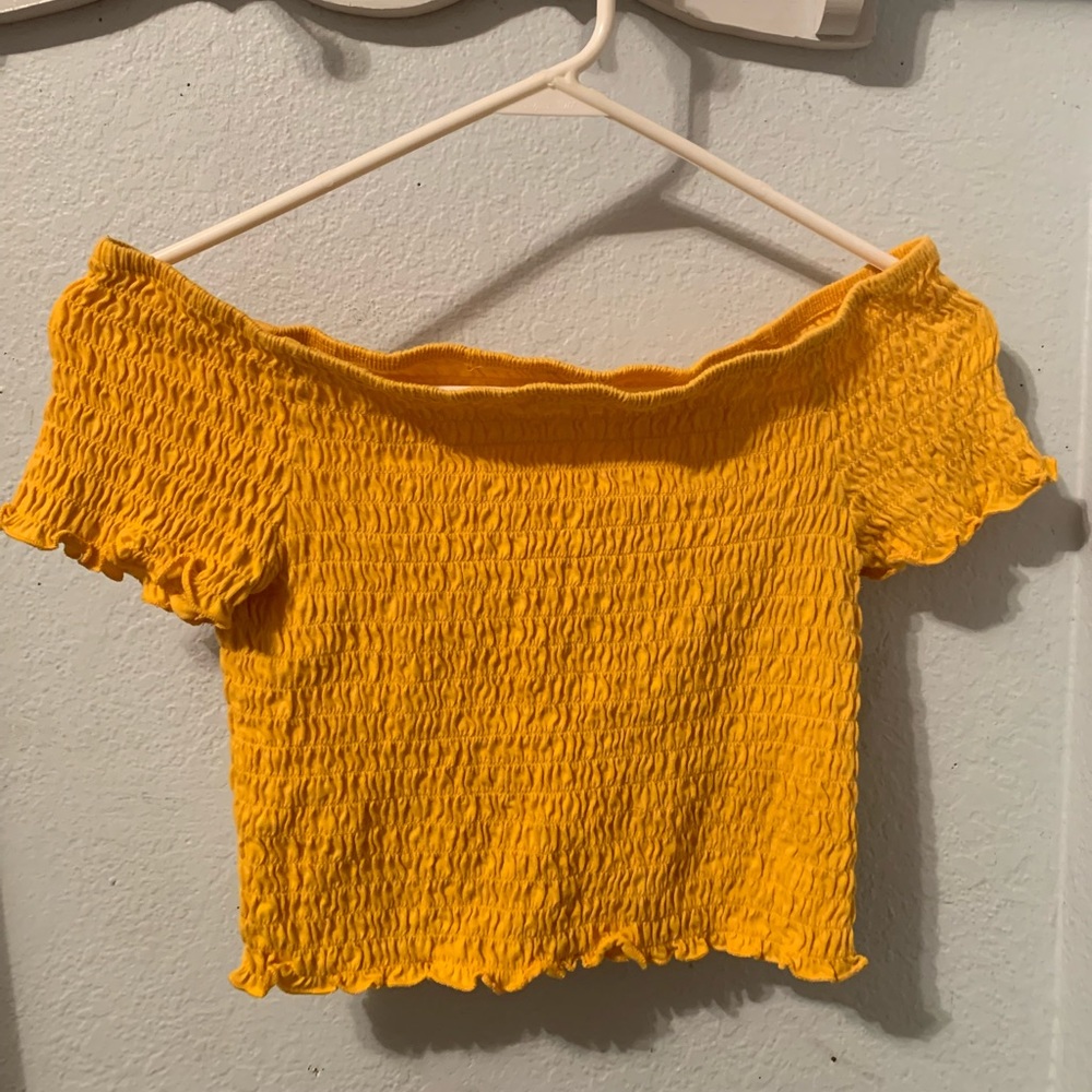 Women’s off the shoulder summer shirt